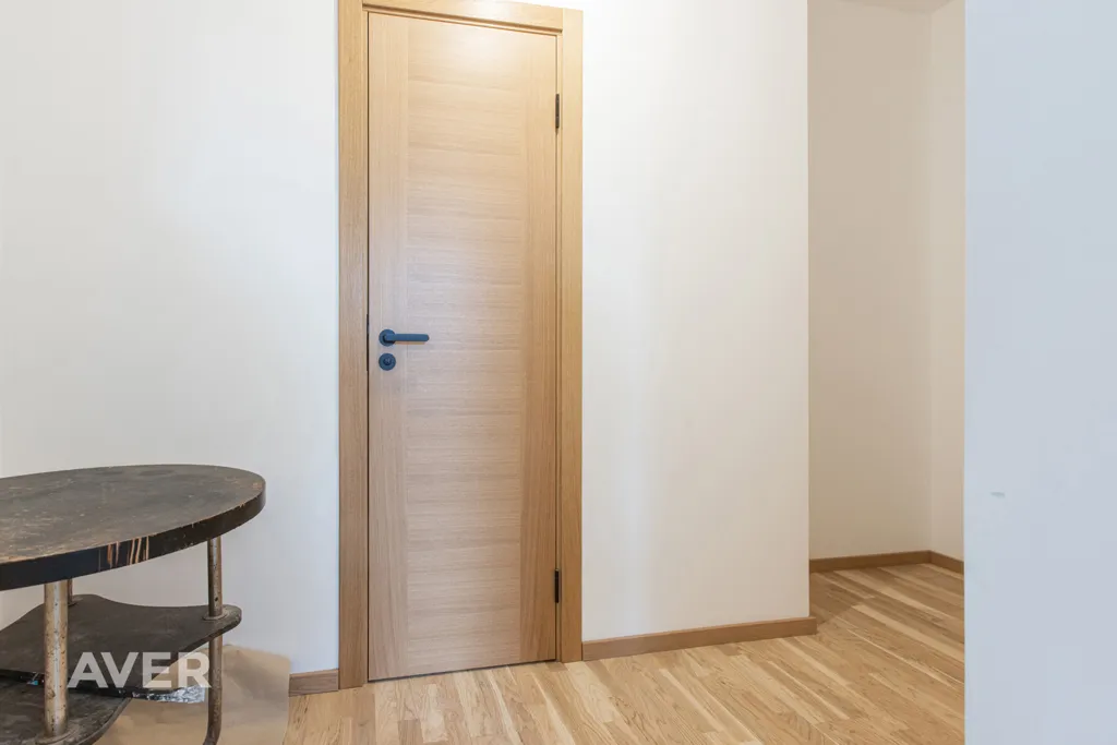 Entrée - Renovated 2-Bedroom Apartment in Riga Centre