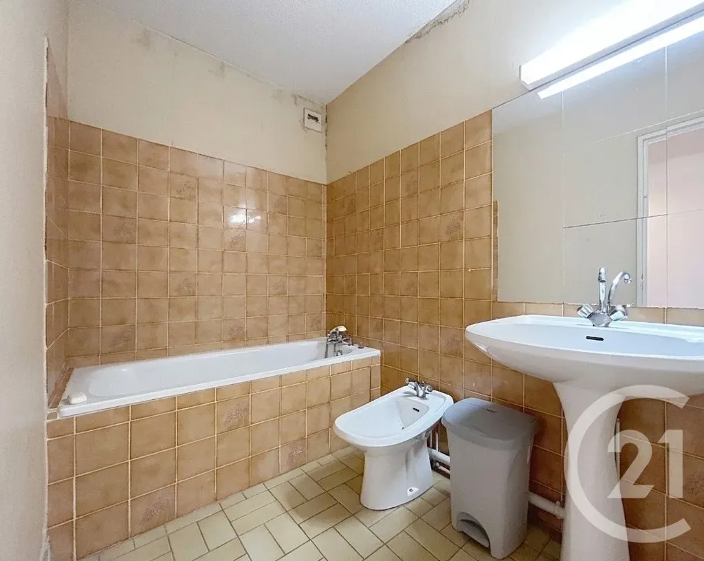 Salles de bain - Appartement T2 avec terrasse au quartier Alco à Montpellier
