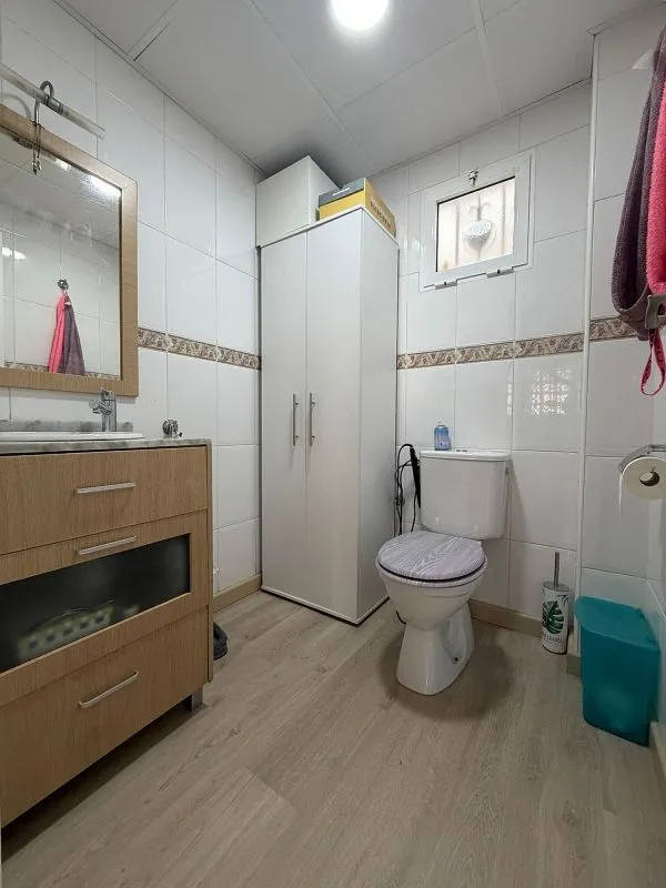 Bathrooms - Terraced Chalet with Pool in Gran Alacant
