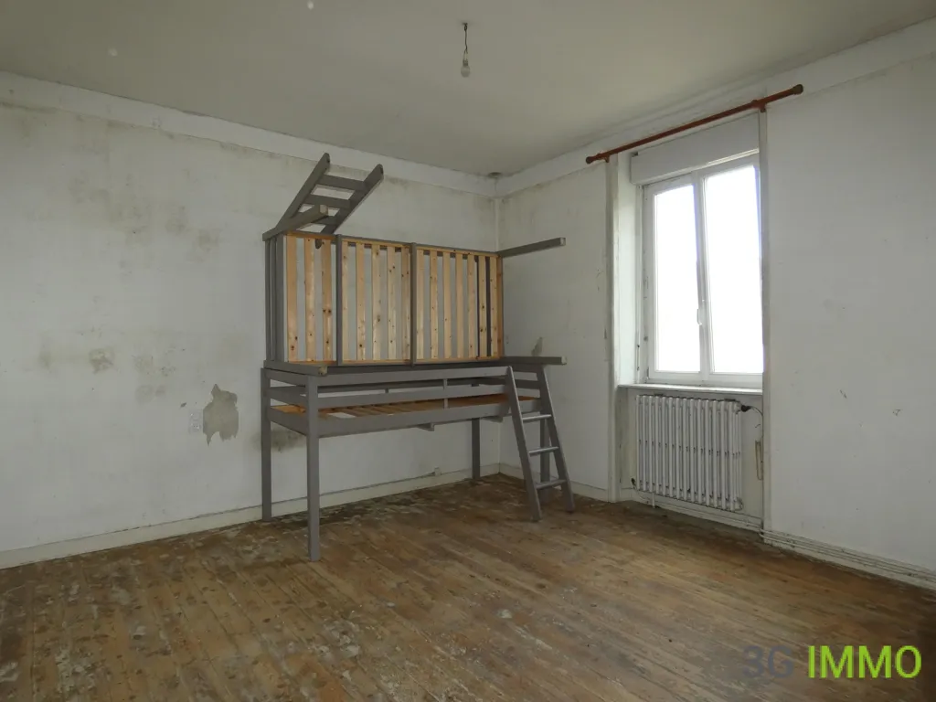 Chambres - Maison de Bourg à Rénover à Trébrivan