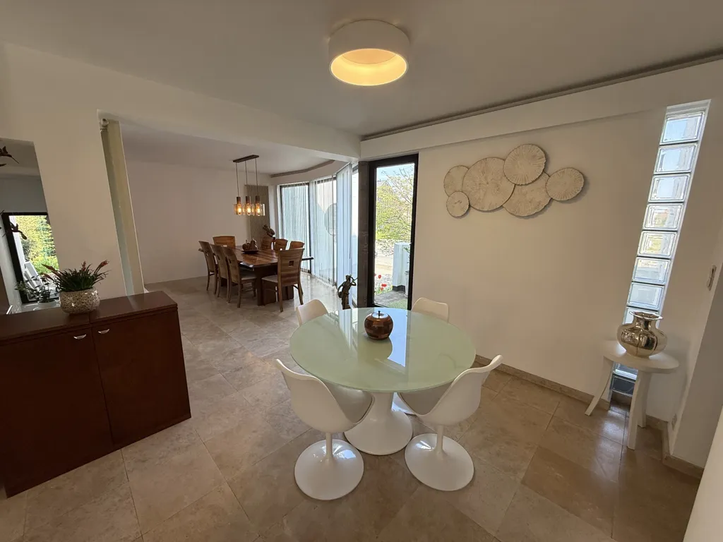 Salle à manger - Maison d'Architecte 4 Chambres à Kraainem