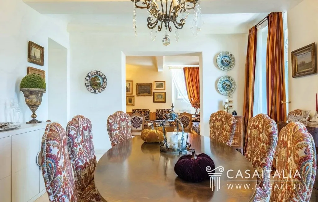 Söögituba - Historic Villa with Panoramic Views near Pesaro