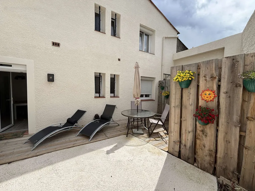 Aed - Renovated Maison with Terraces near Perpignan