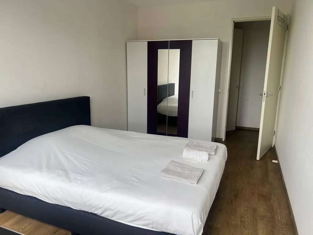Magamistoad - Room in 2-Bedroom Apartment, Central Location