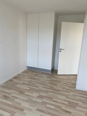 Chambres - Recently Renovated City Flat with Balcony