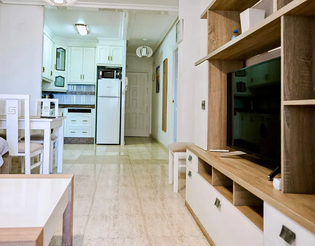 Elutuba - Apartment with Balcony in Torrevieja Centre