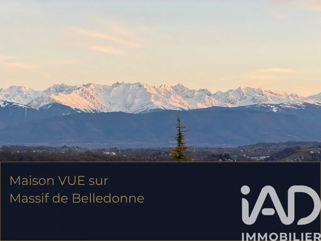 Villa with Mountain View in Bassens