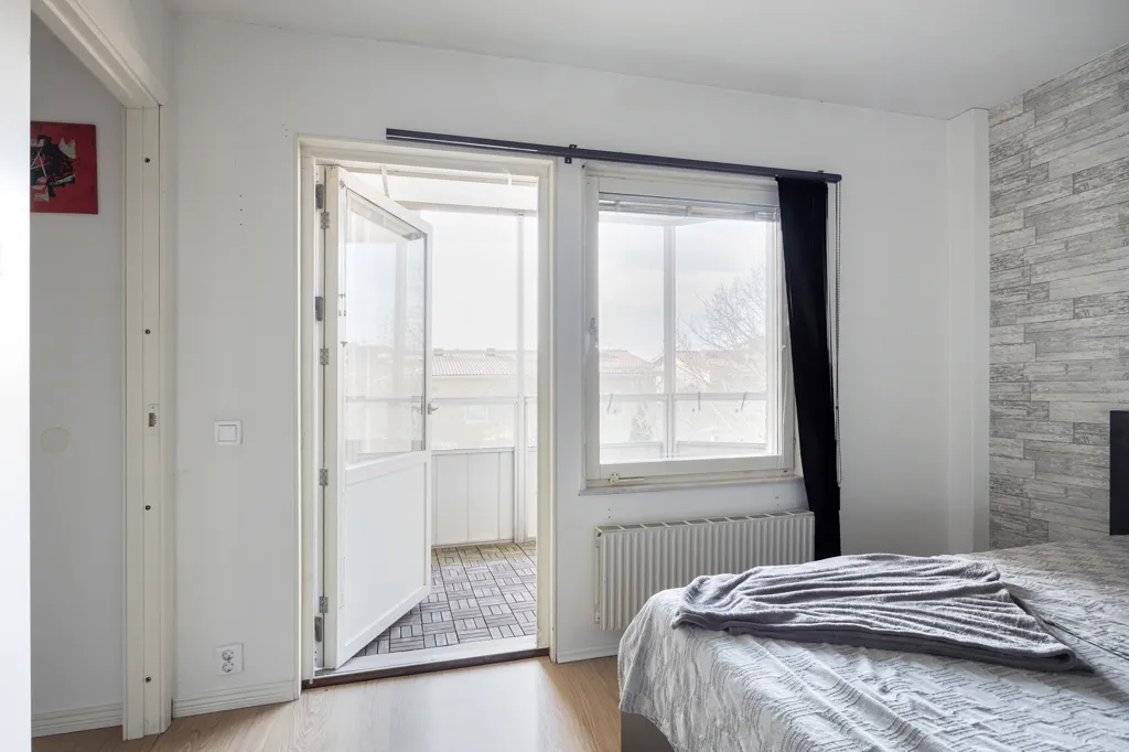 Magamistoad - Modern Flat with South-Facing Balcony in Lund