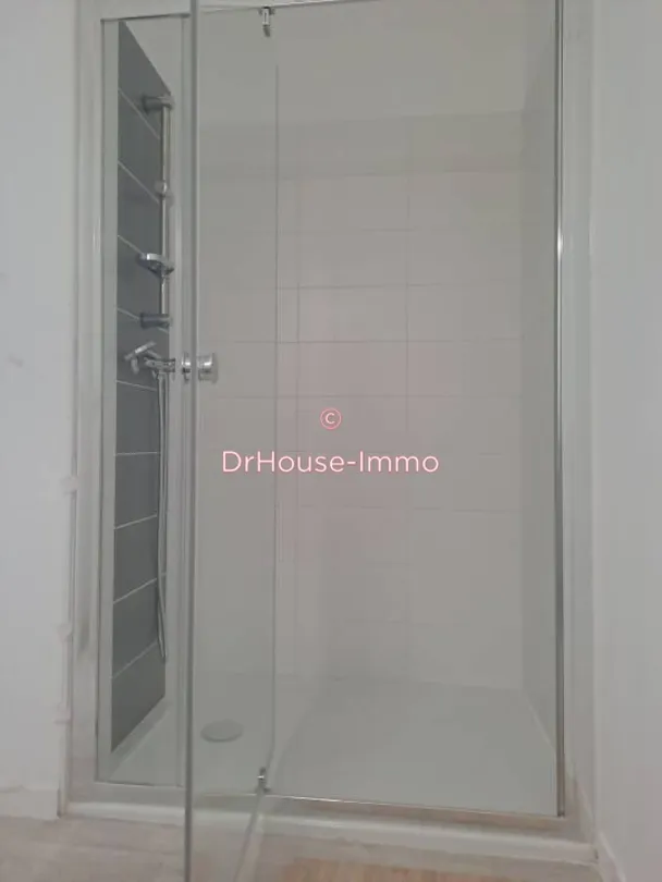 Salles de bain - Appartement 4 Pièces avec Balcon à Tours Nord