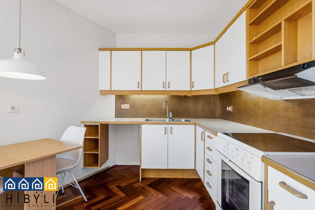Köök - Two-Bedroom Apartment with Elevator in Reykjavik