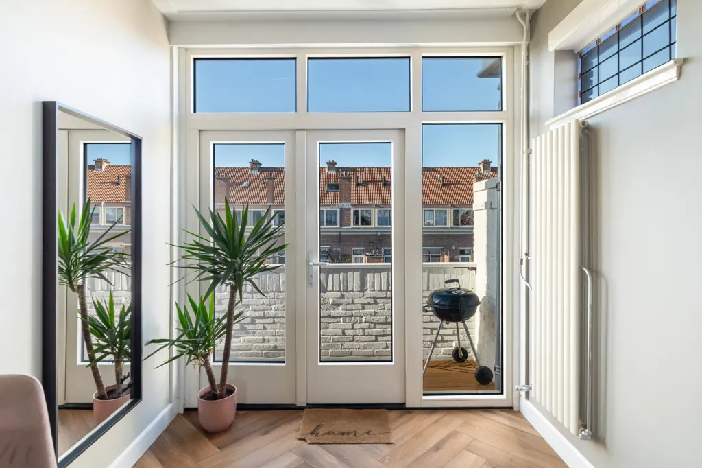 Appartement 6 pièces à Den Haag