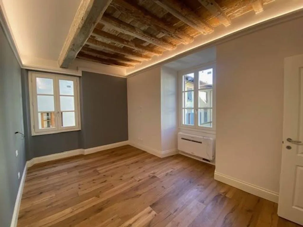 Toad - Luxury Flat in Historic Palazzo, Florence