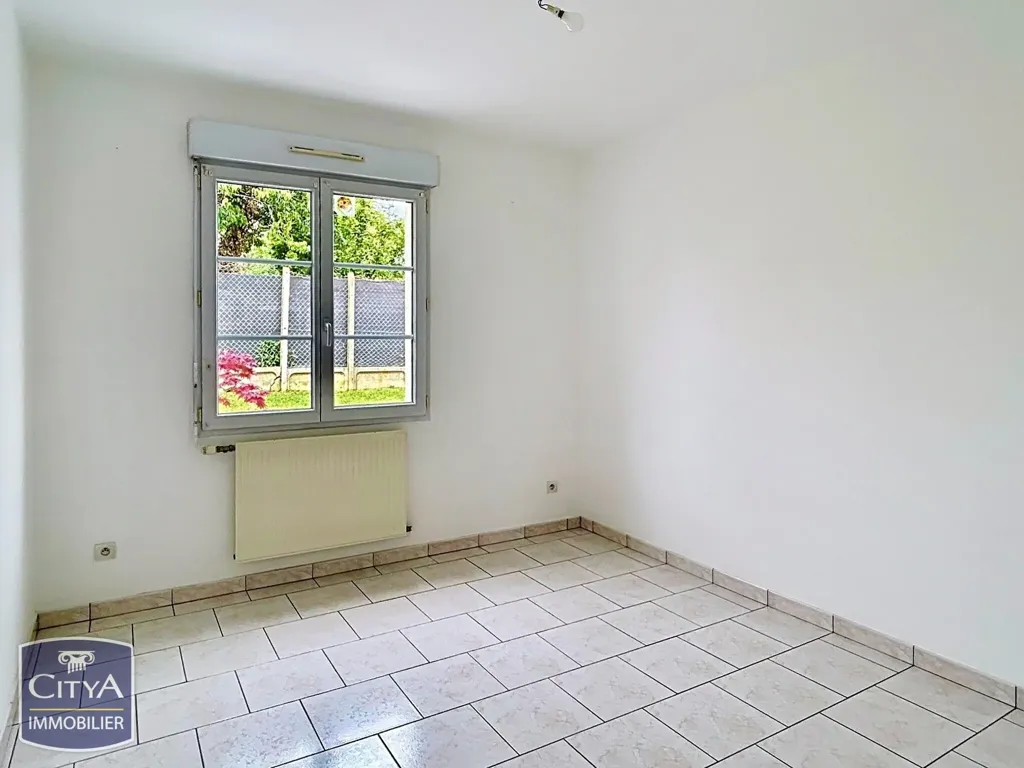 Pièces - Pavillon de Plain-Pied avec Jardin à Alençon