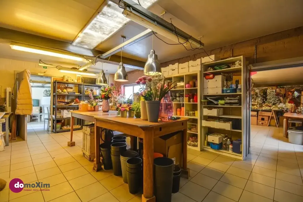 Lavanderia - Commercial Space with Residence in Kampenhout