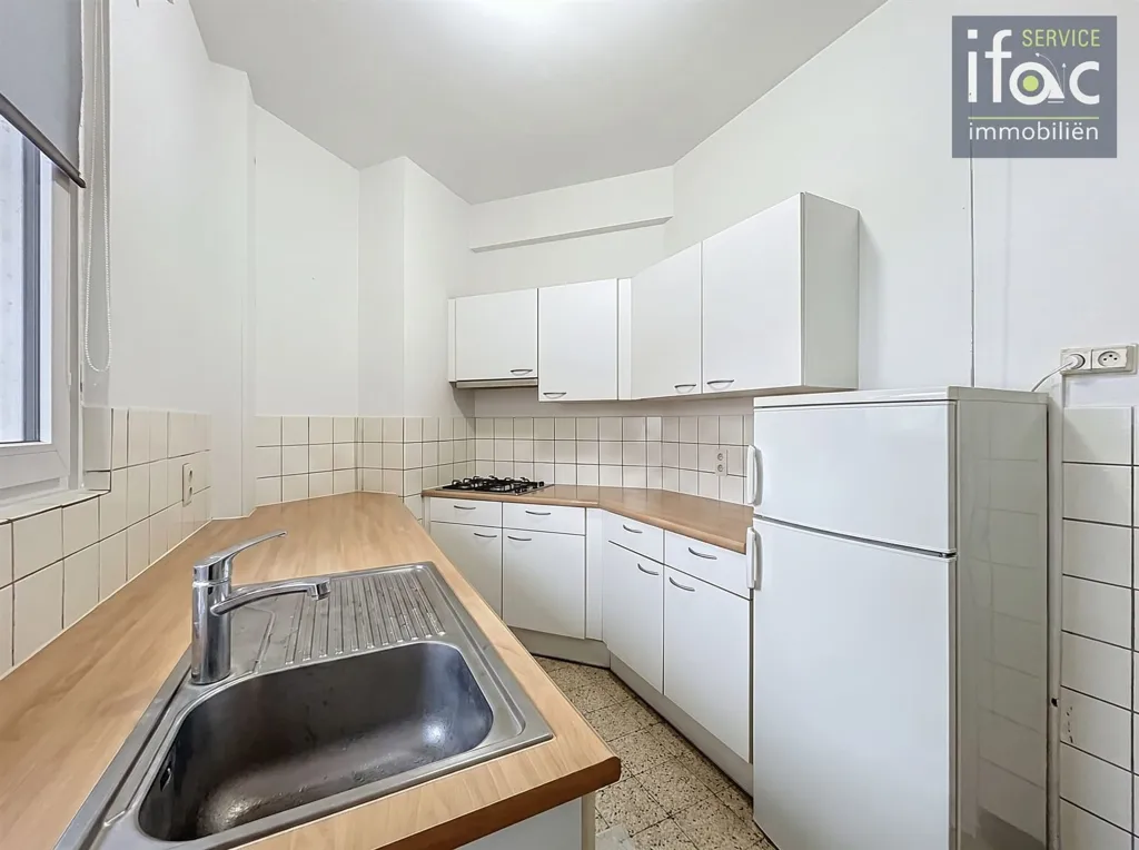 Köök - Bright Apartment with Terrace in Elsene