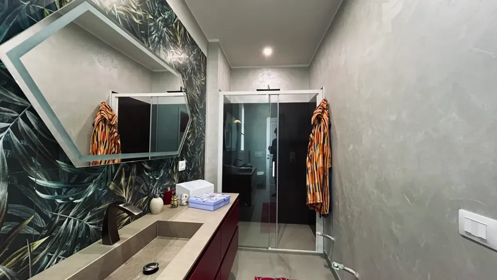 Bathrooms - Historic Villa with Garden in Florence
