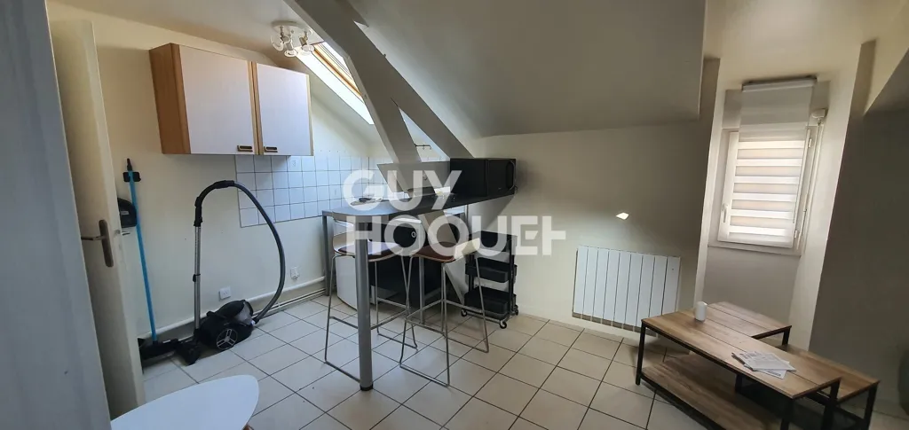 Pièces - Studio Meublé au Calme en Centre-Ville