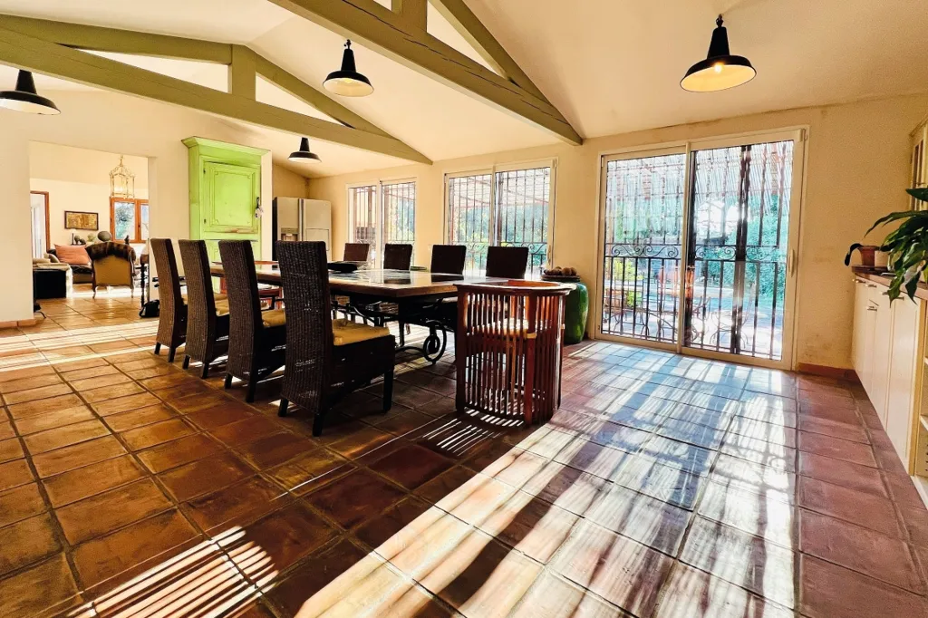 Sala da pranzo - Villa with Pool in Gassin