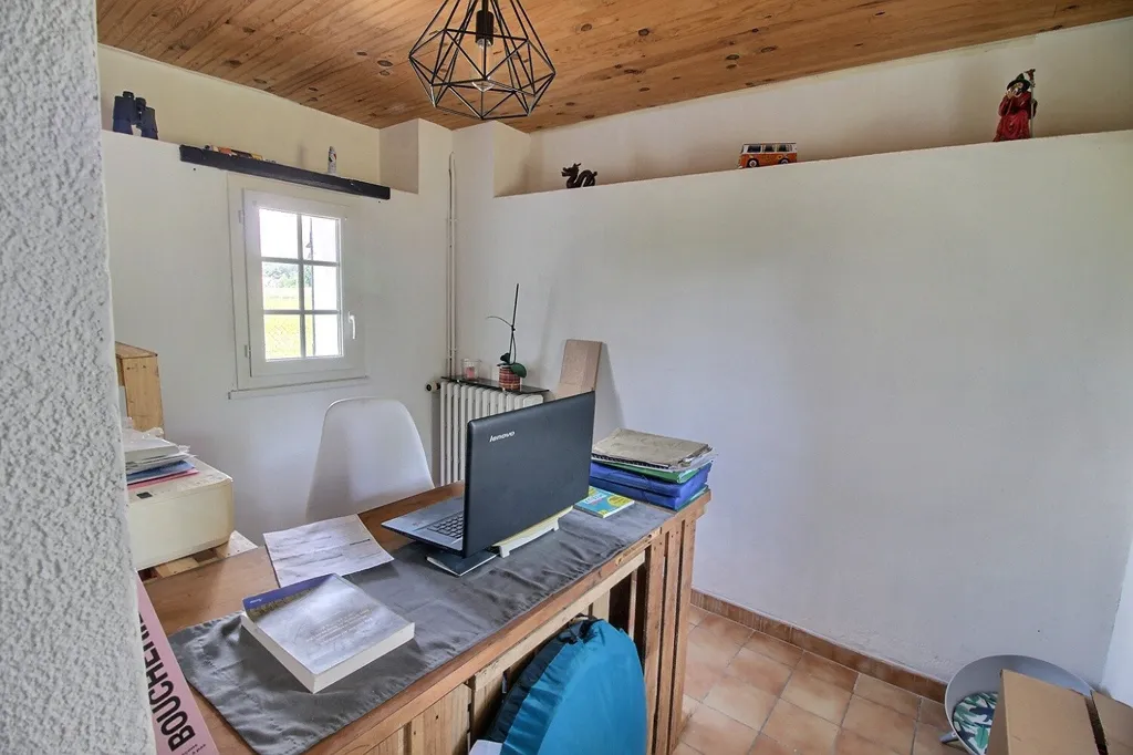 Bureau - Maison au Calme avec Terrain à Chaudon