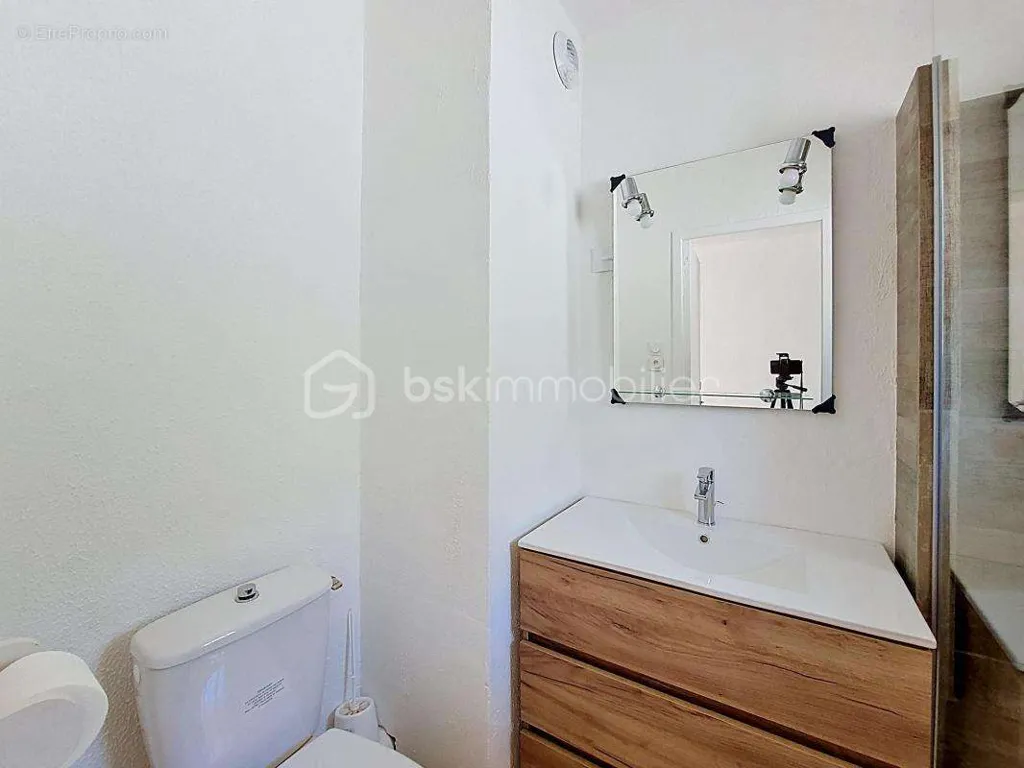 Vannitoad - Studio with Sea View in Six-Fours-les-Plages