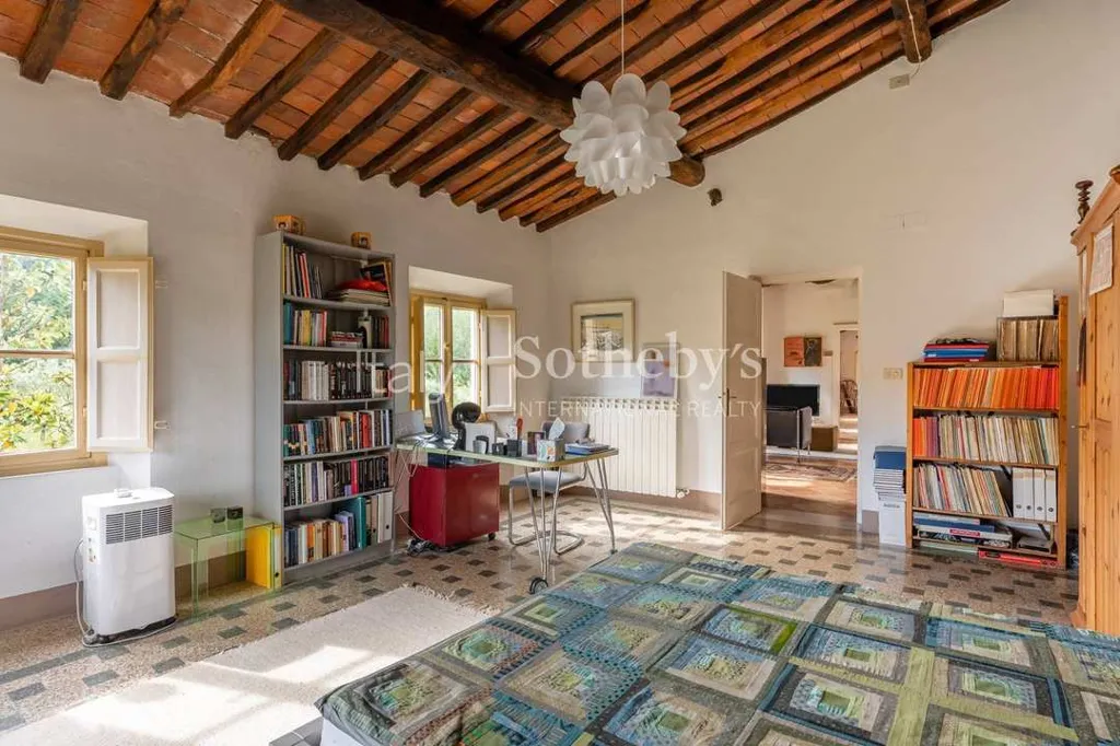 Magamistoad - Historic Villa with Pool near Lucca