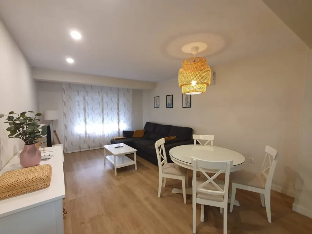 Salle à manger - Furnished Flat in Historic Centre, Badajoz