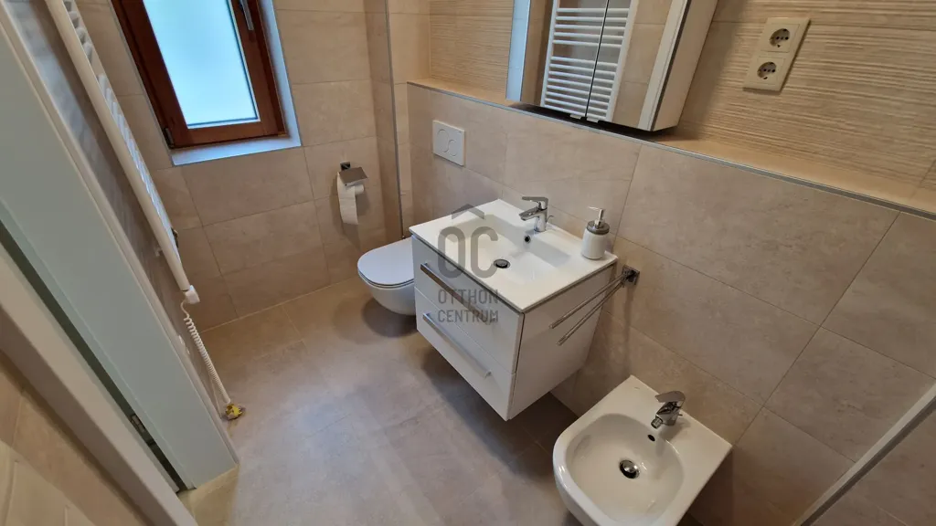 Vannitoad - Luxury Duplex with Garden in Budapest III