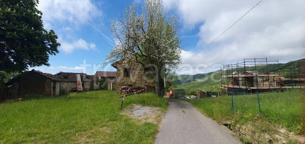 Garden - Rustic Complex with Panoramic View in Paroldo