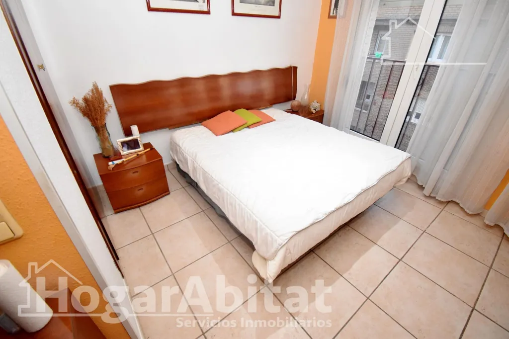 Chambres - Spacious Corner Flat with Garden View in Castellón