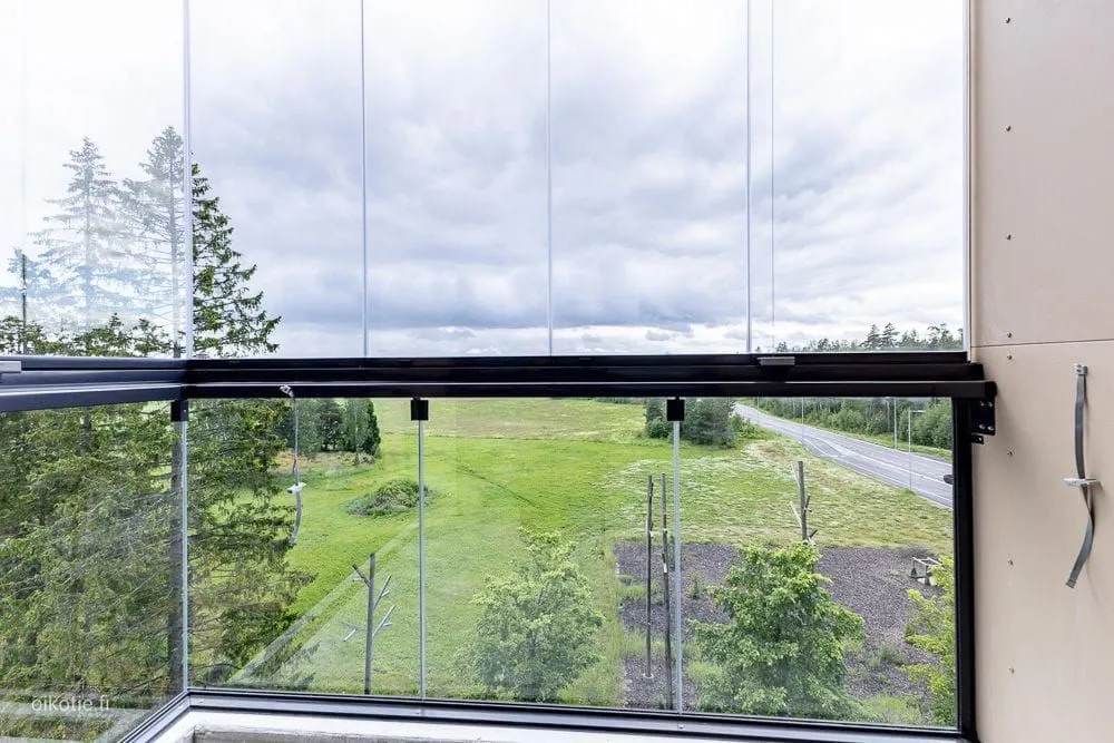 Balcone - Modern Flat with Balcony in Espoo