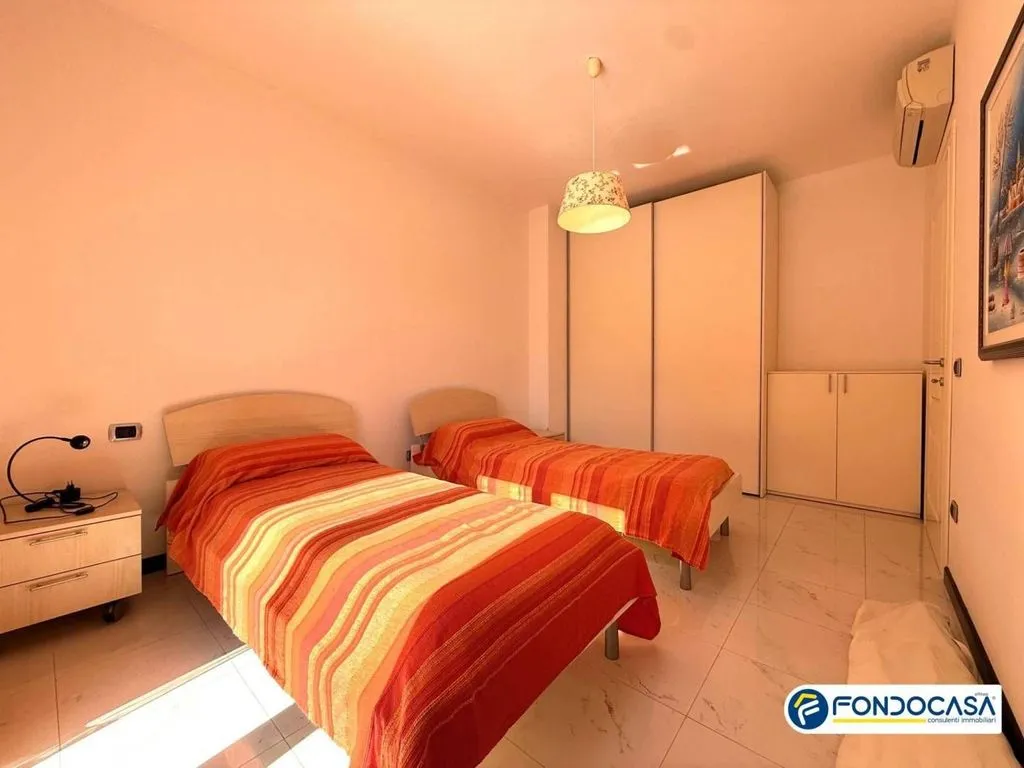 Chambres - Modern Apartment with Terrace in Loano