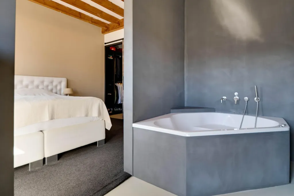 Magamistoad - Renovated Gallery Flat with Rooftop in Coolhaven