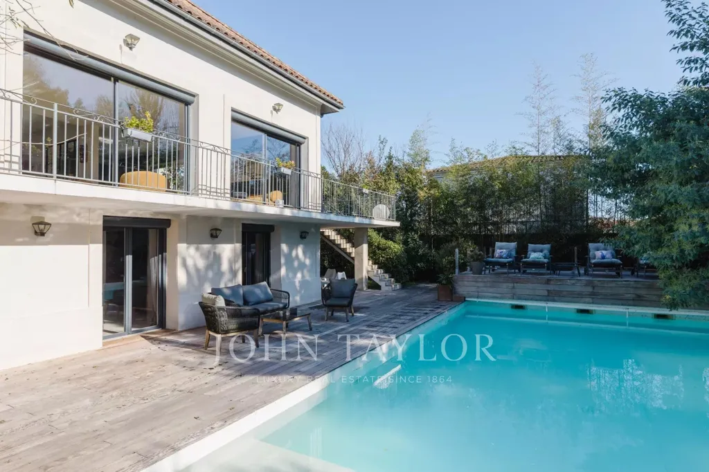 Bassein - Maison de Maître with Pool in Prignac