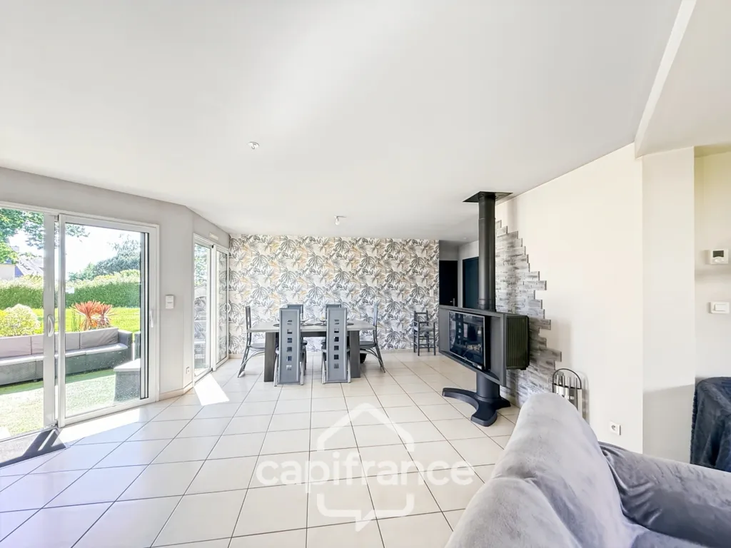 Soggiorno - Architectural House with Studio in Pontivy