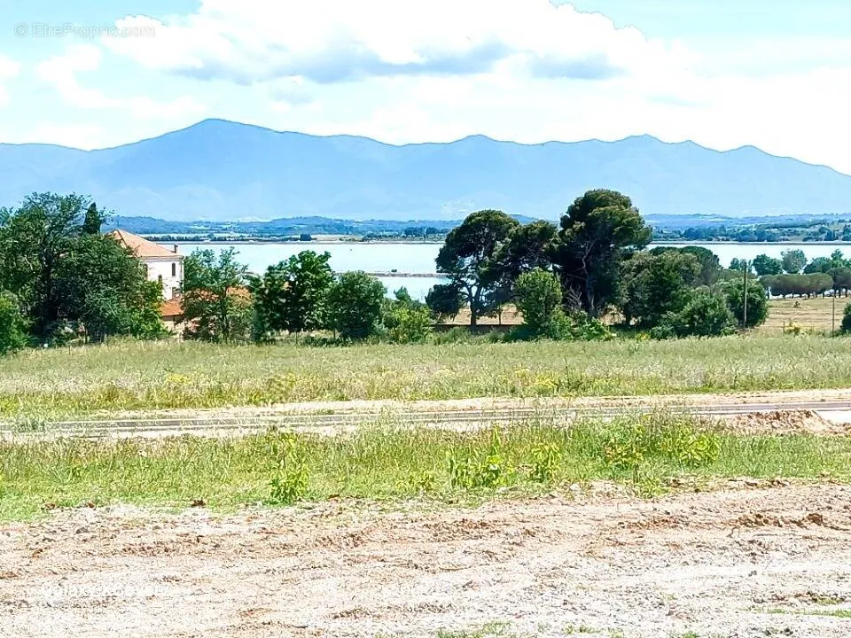 Giardino - Buildable Plot with Panoramic View in Villeneuve-De-La-Raho