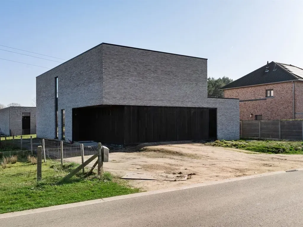 Extérieur - Maison Énergétique avec Piscine à Heist-op-den-Berg