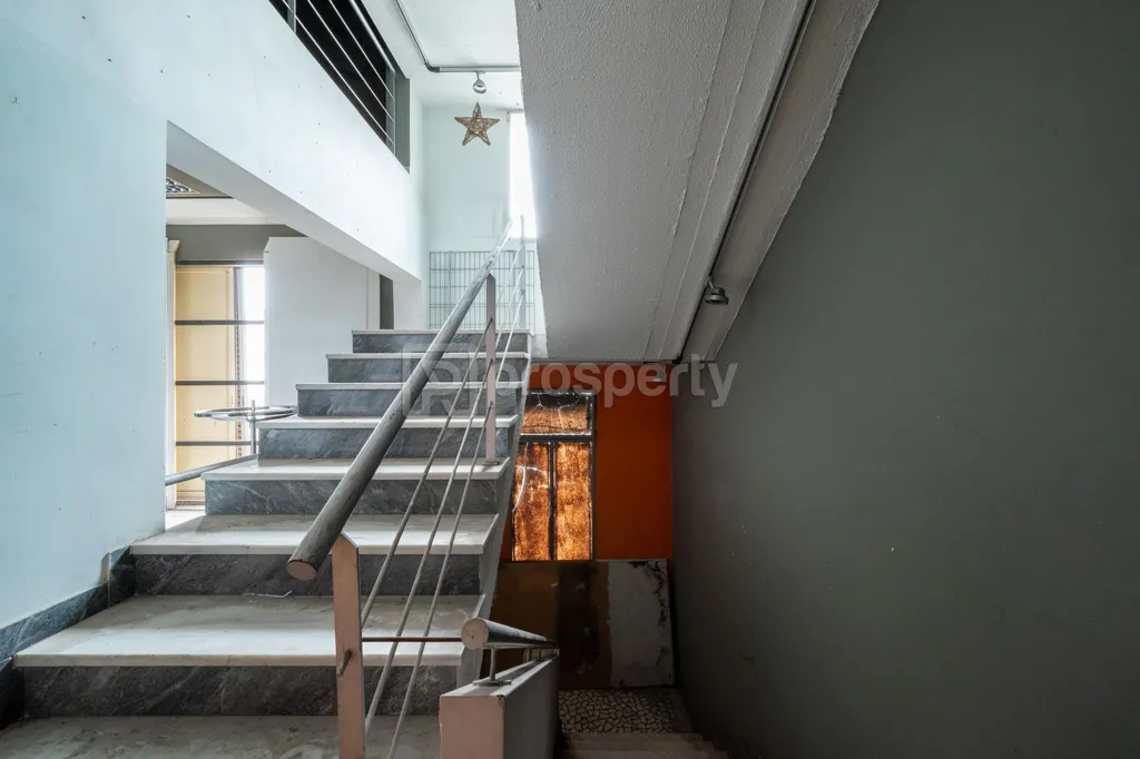 Toad - Dual Apartments with Balconies in Zografou