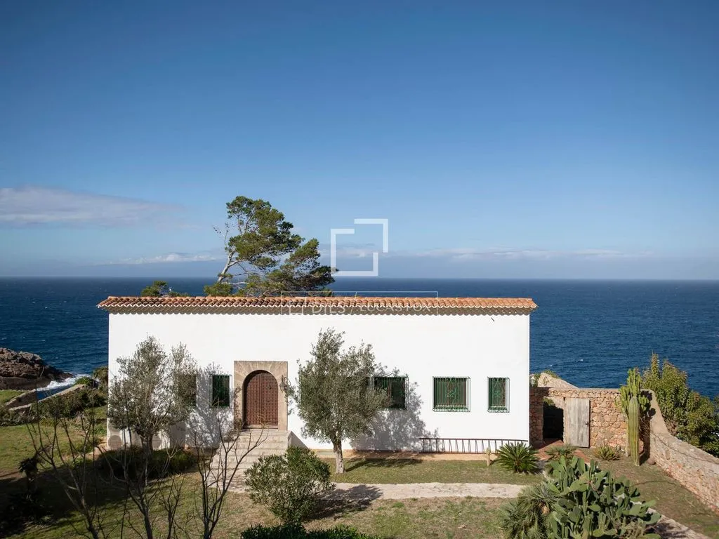 Välivaade - Luxury Villa with Private Jetty in Banyalbufar