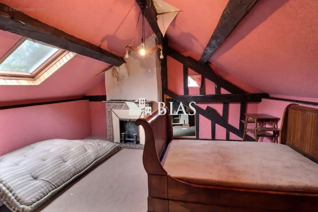 Chambres - Maison en Brique et Colombage à Bernay