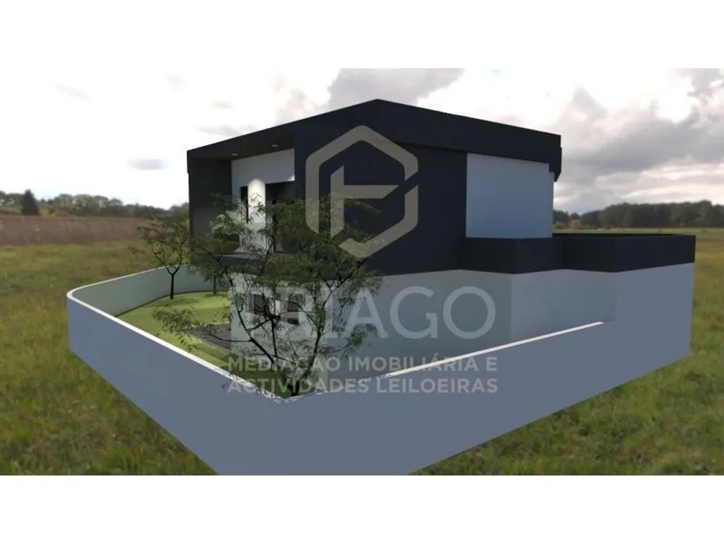 Modern House with Pool in Samora Correia