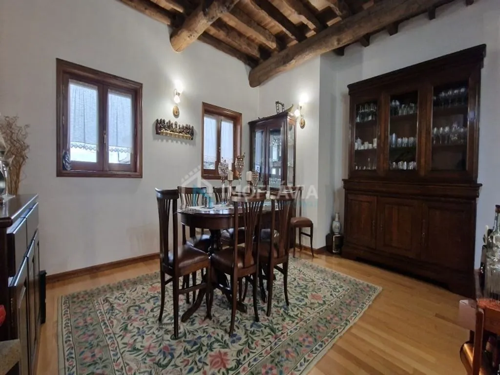 dining_room