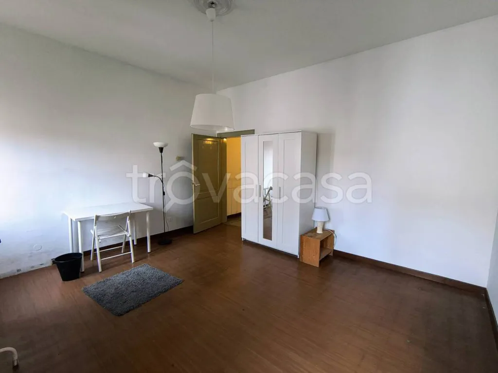 Magamistoad - Characterful Villa to Restore with Garden in Padova