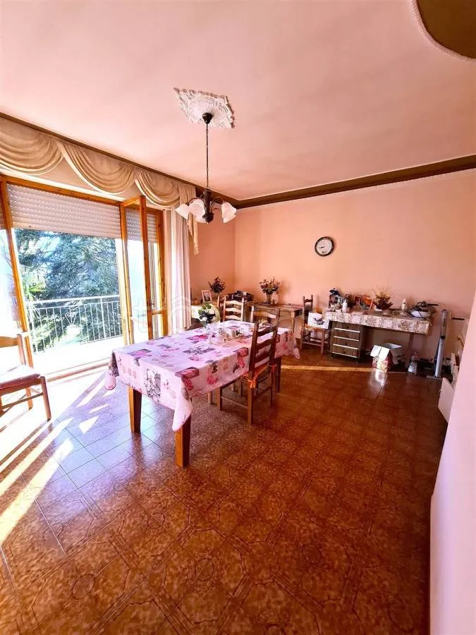 Salle à manger - Spacious Apartment with Terraces in Urbino