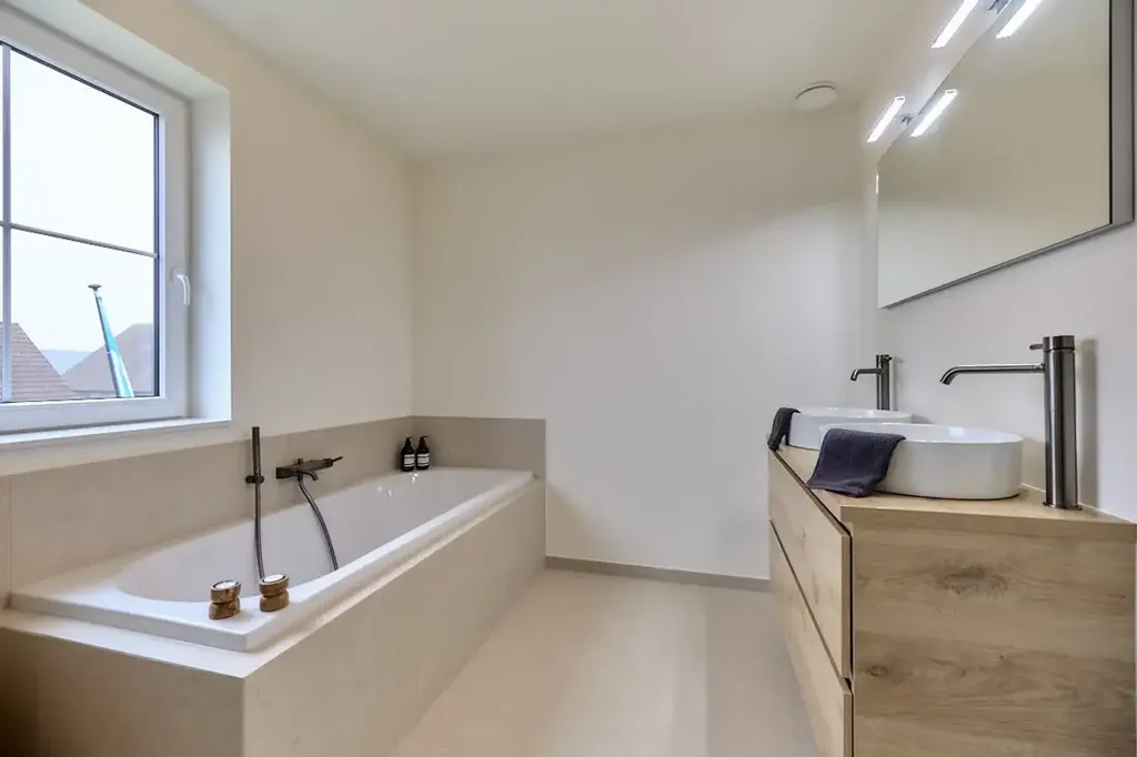 Vannitoad - Semi-Open New Build Homes near Rumbeke Centre