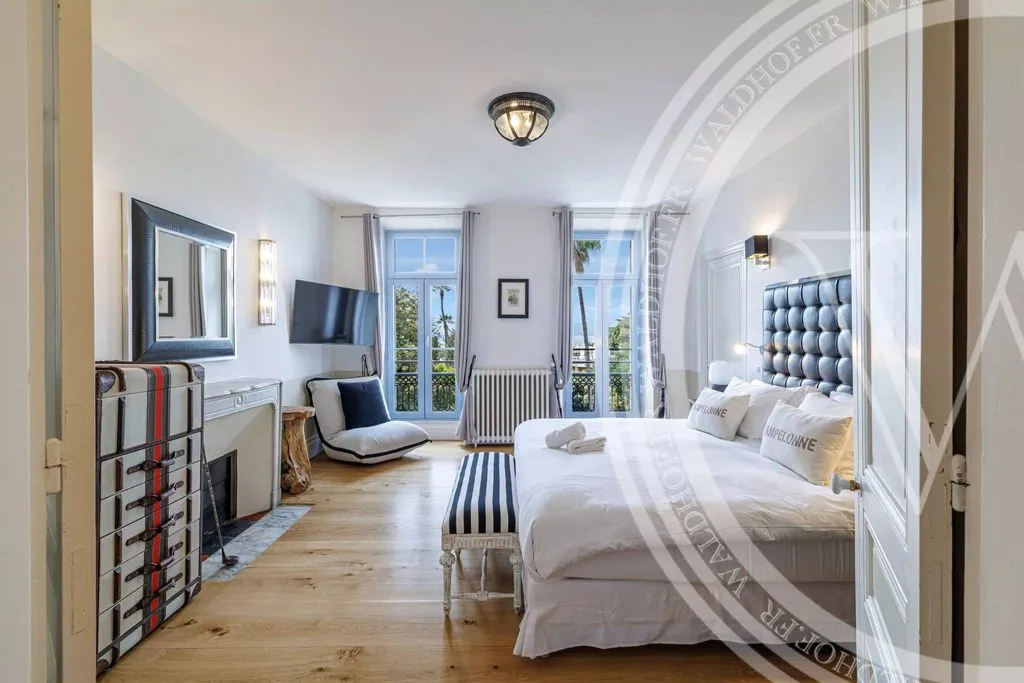 Chambres - Hôtel Particulier Luxueux avec Vue Mer à Cannes