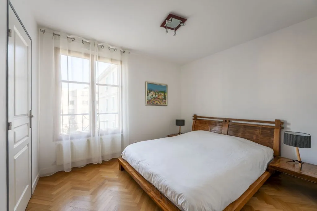 Chambres - Appartement Luxueux avec Terrasse à Tassin-la-Demi-Lune