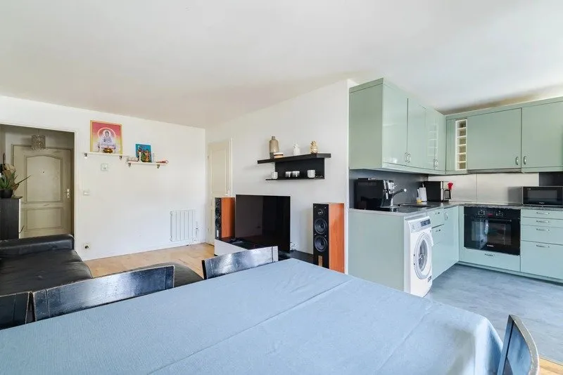 Cuisine - Appartement avec Loggia et Parking dans Résidence Sécurisée à Juvisy