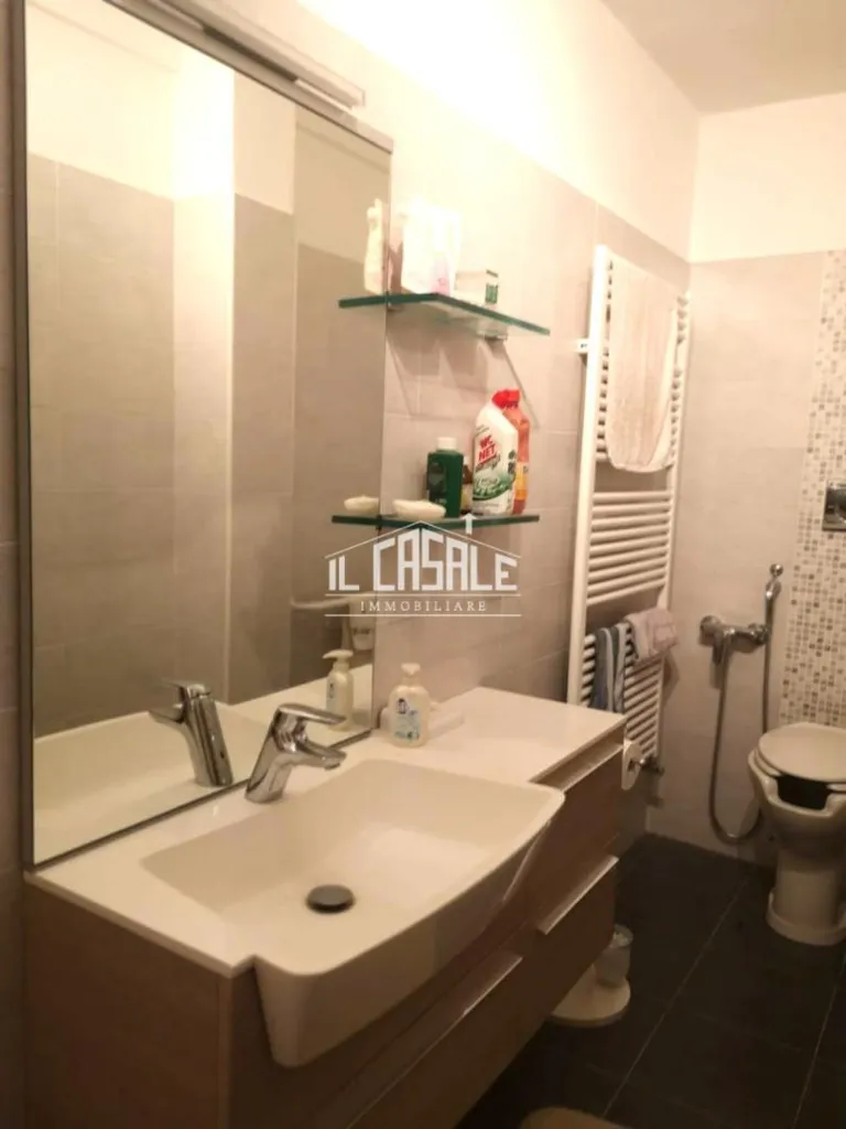Salles de bain - Spacious Apartment with Terrace near Dicomano