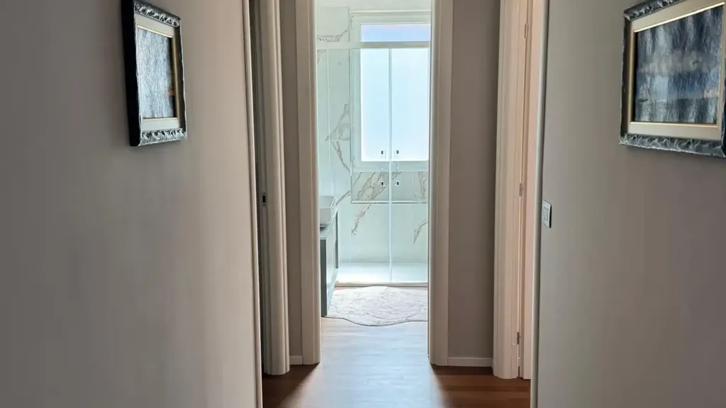 hallway_entrance
