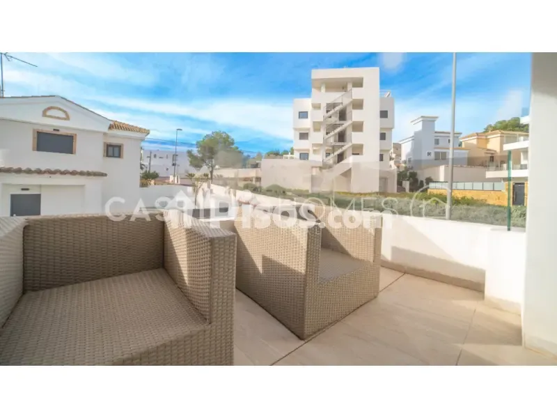 Terrace - 3-room house in ES